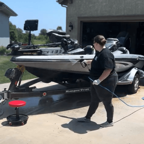Mobile boat exterior wash in Toledo, OH with marine-safe soap and foam cannon